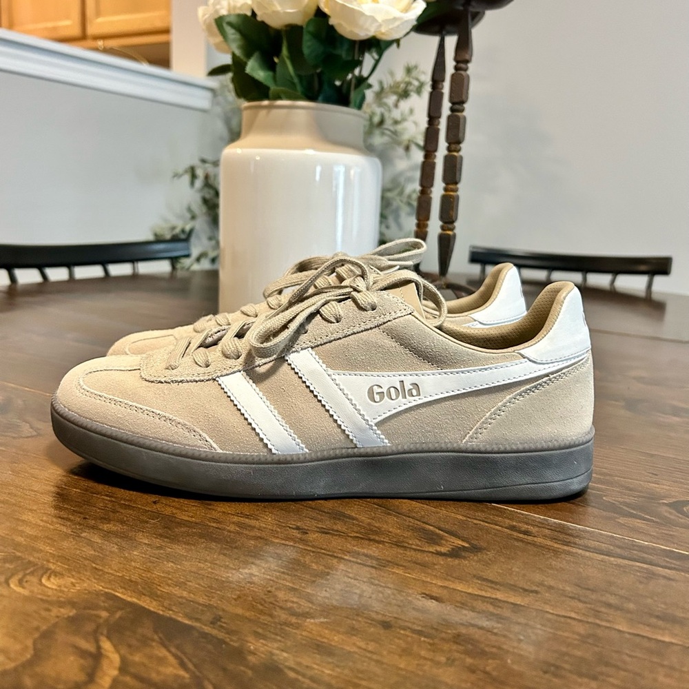 Gola Beige and White Sneakers